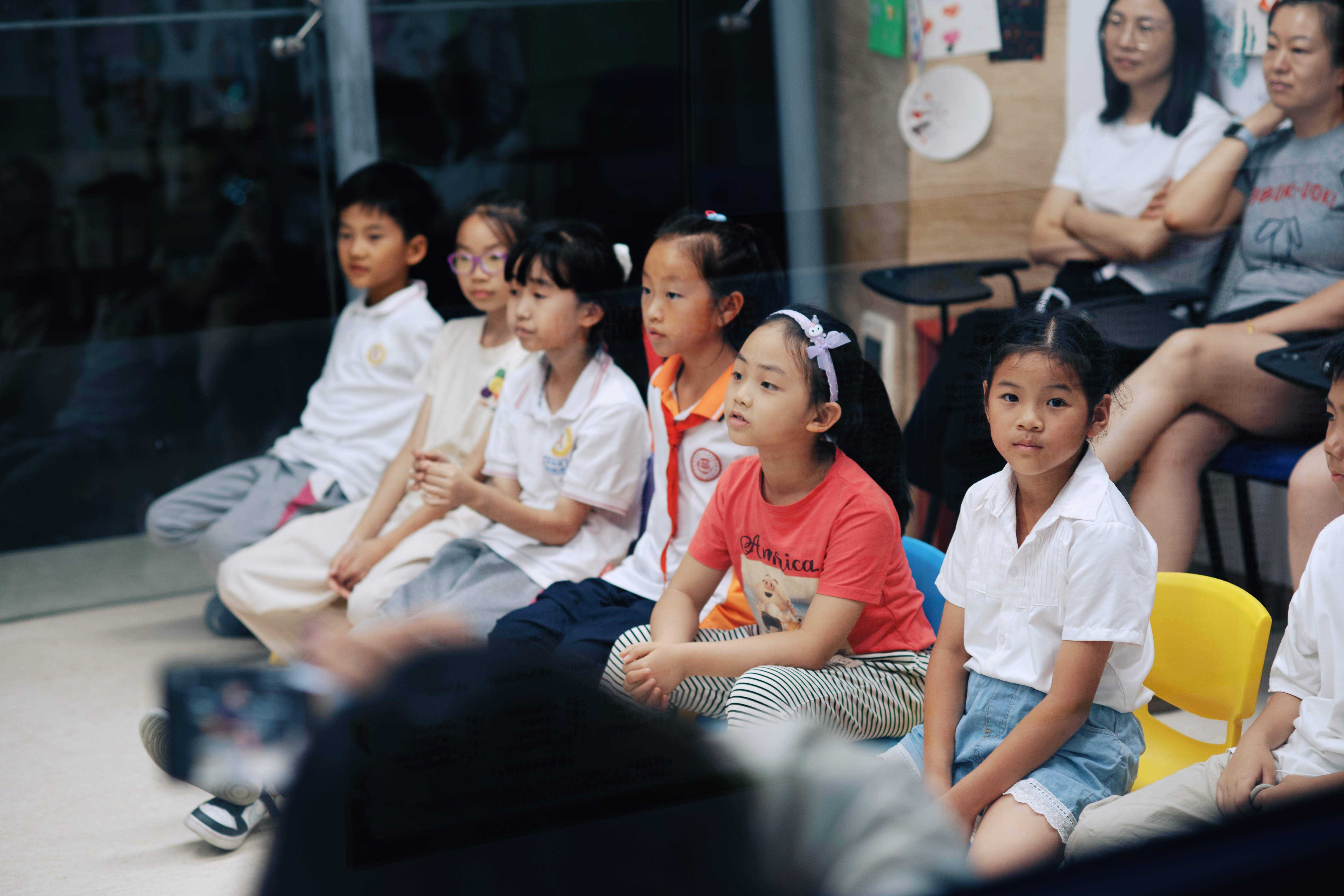 课堂观摩与家校共育